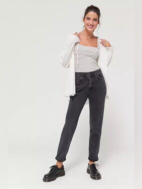 BDG Mom High-Rise Black Denim Jeans